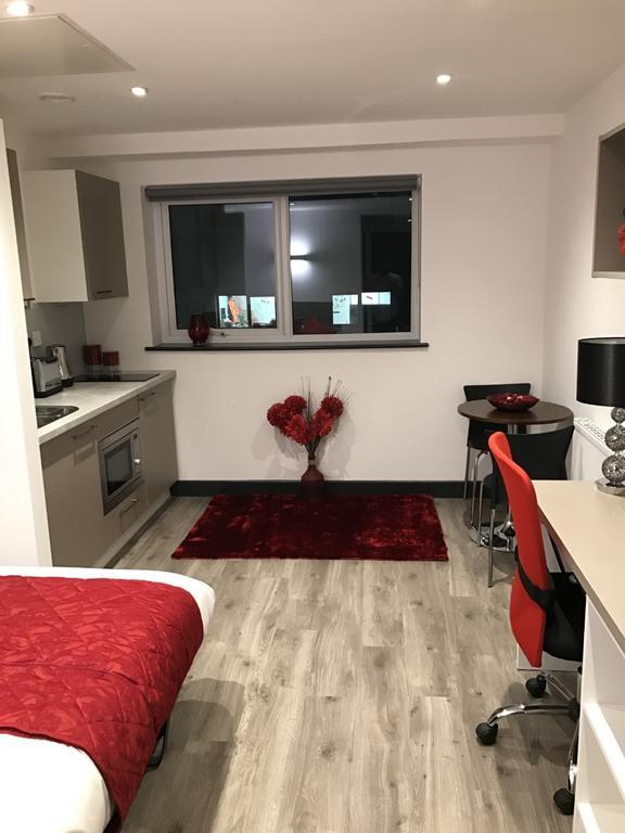 Citi Residences Serviced Rooms/ Apartments Лутон Экстерьер фото