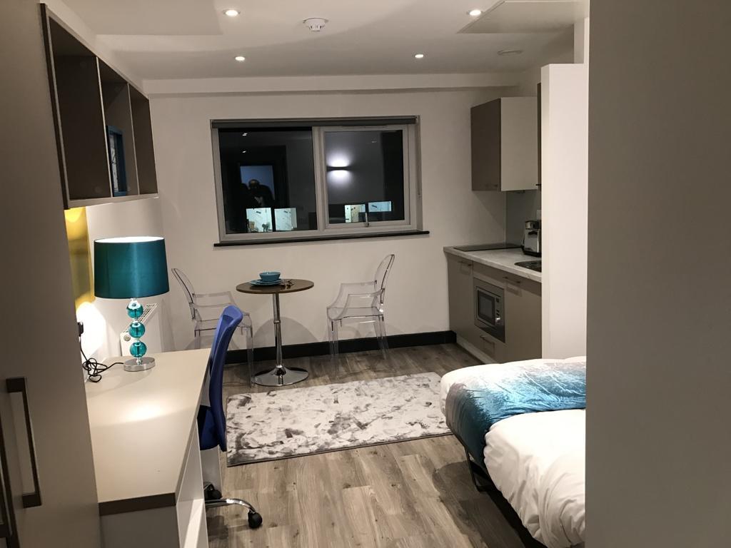 Citi Residences Serviced Rooms/ Apartments Лутон Экстерьер фото