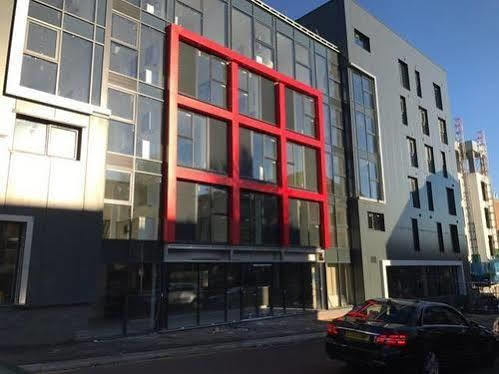 Citi Residences Serviced Rooms/ Apartments Лутон Экстерьер фото